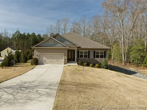328 Saffron Ct, Sanford, NC 27330