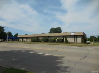 6755 Merriman Rd, Garden City, MI 48135