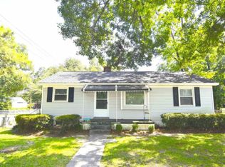 1201 Summerland Dr, Cayce, SC 29033