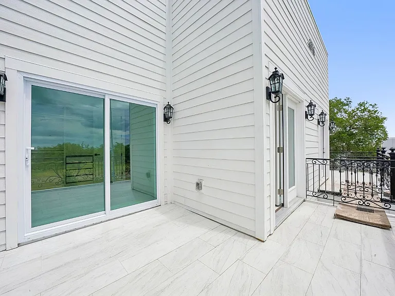 2816 Corrine St #2 — Photo 6