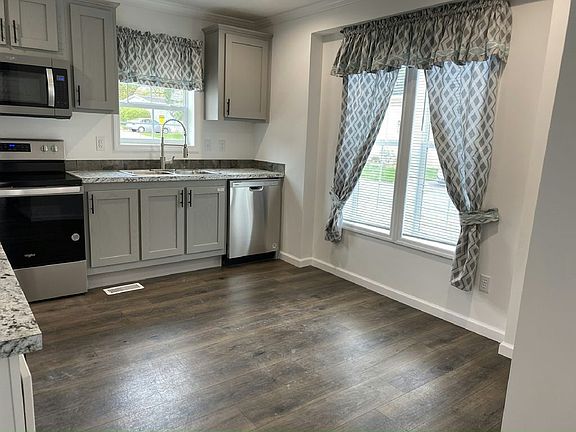 4th image of 3419 Lil Wolf Dr #198