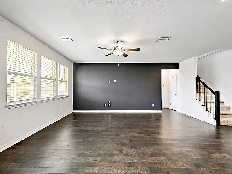 101 Tripoli Cv — Photo 3