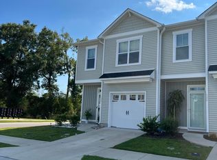 135 Aspen Rd, Hampstead, NC 28443