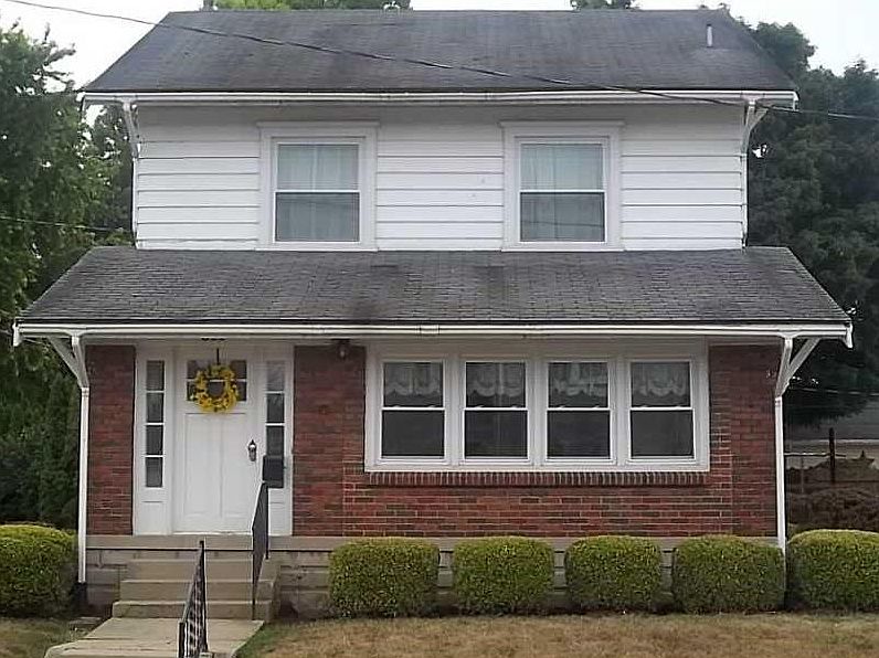 1st image of 611 Scott St