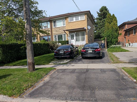 3rd image of 47 Roywood Dr