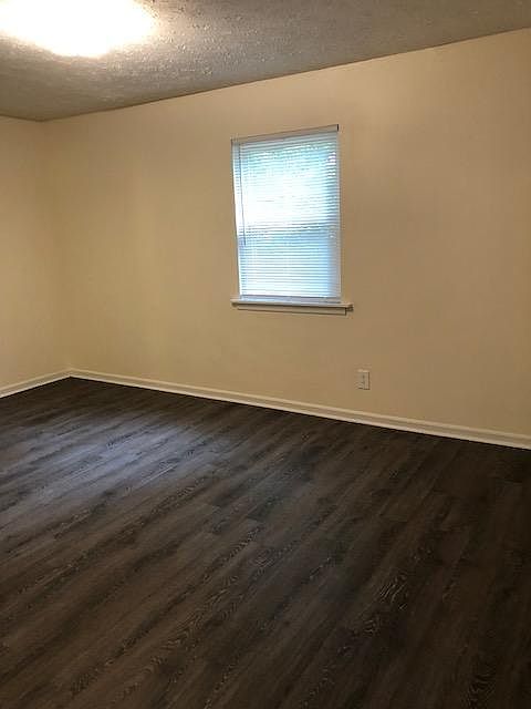 Spare bedroom, office or study!