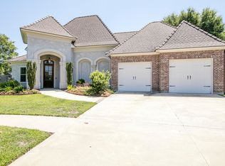 230 Rue De Frejus, Broussard, LA 70518