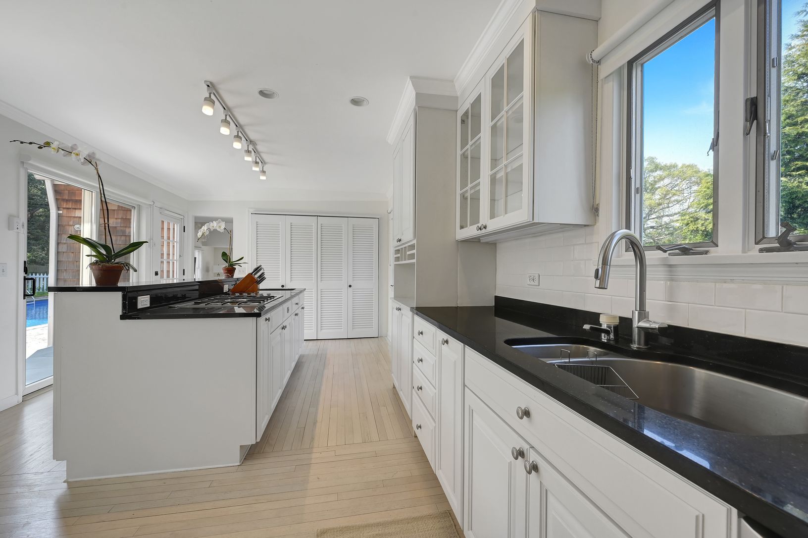  main kitchen