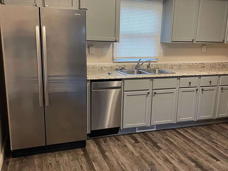 27 Howard Dr — Photo 12
