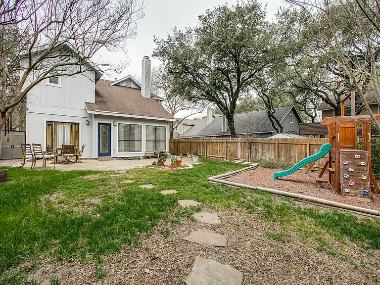 13815 Stone Holw — Photo 10