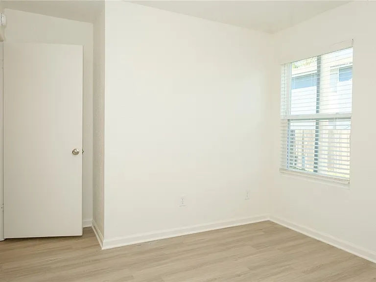 1500 Alpine Cir #A — Photo 15
