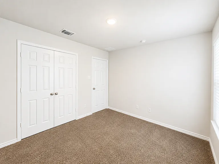 1706 Friesian Loop — Photo 23