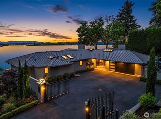 3223 Evergreen Point Rd, Medina, WA 98039