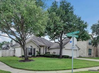 9903 Edgewood Manor Ct, Tomball, TX 77375