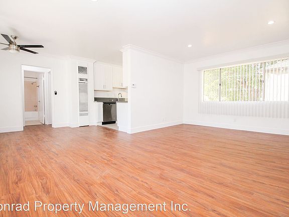 2nd image of 125 N Maple St Unit 125E