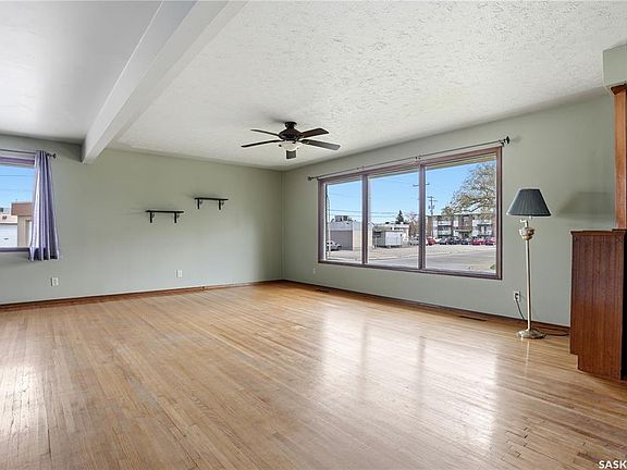 5th image of 2500 Rothwell STREET