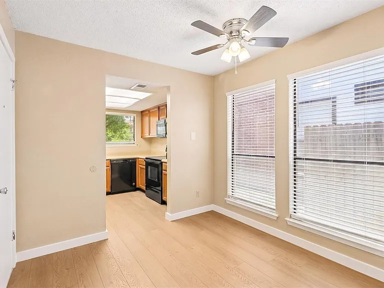 13355 Water Oak Ln #B — Photo 6