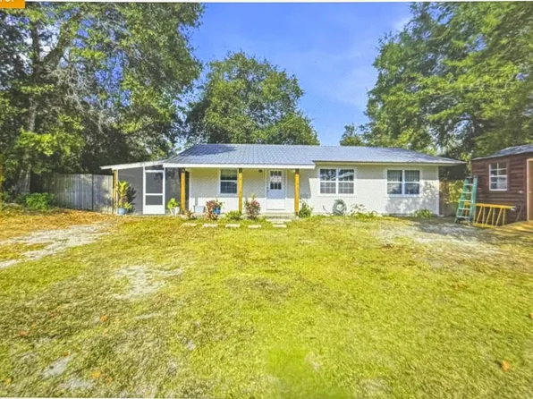 2315 Oak St, Carrabelle, FL 32322