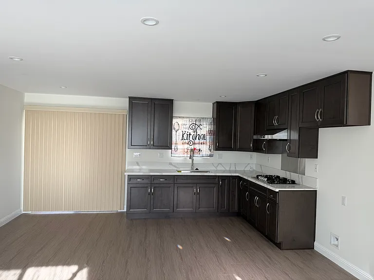 3249 Muscatel Ave — Photo 2