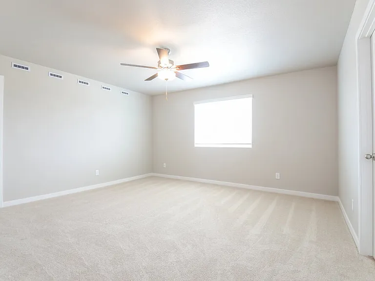 7332 Crystal Ave — Photo 9