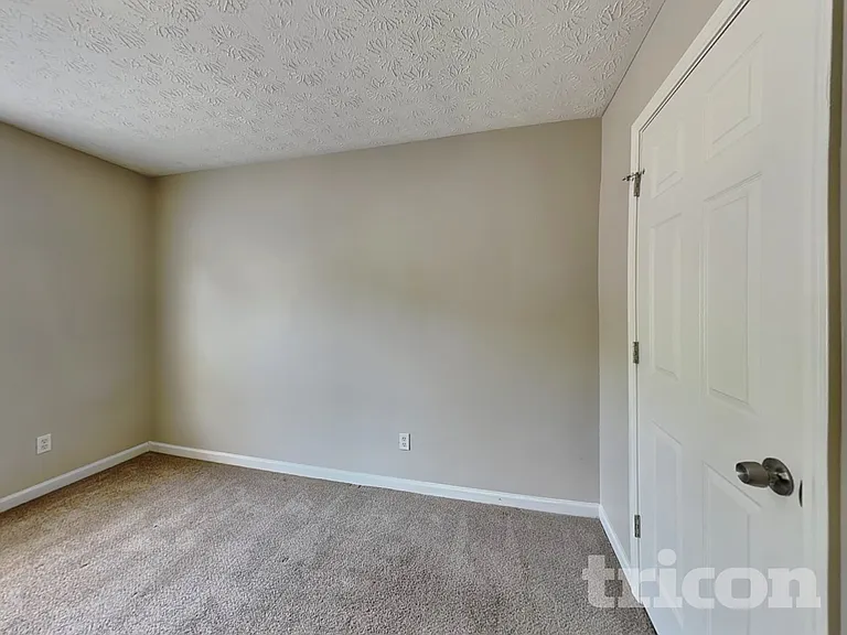 3886 Ligney Creek Ct — Photo 13