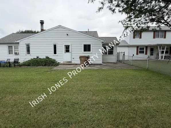 3 Idlebrook Dr, Buffalo, NY 14225