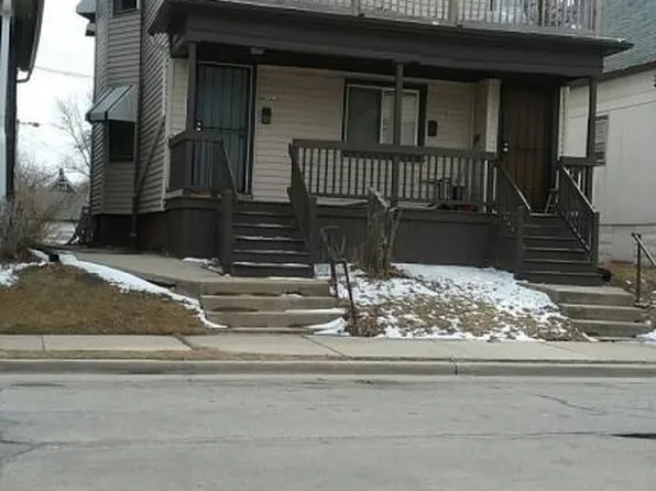 2921 W Walnut St, Milwaukee, WI 53208