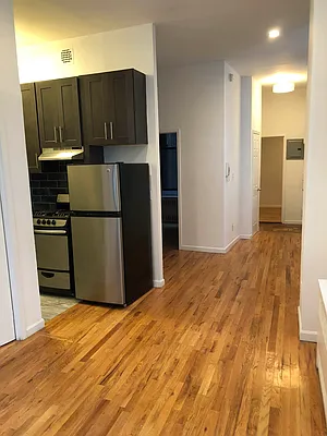 Rented by City Connections Realty | media 14