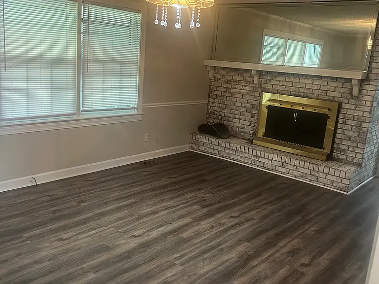 200 Whittington Cir — Photo 7