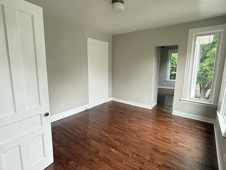 83 Sachem St #2R — Photo 6