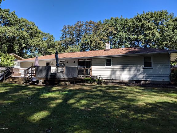 2nd image of 630 Oak Valley Dr