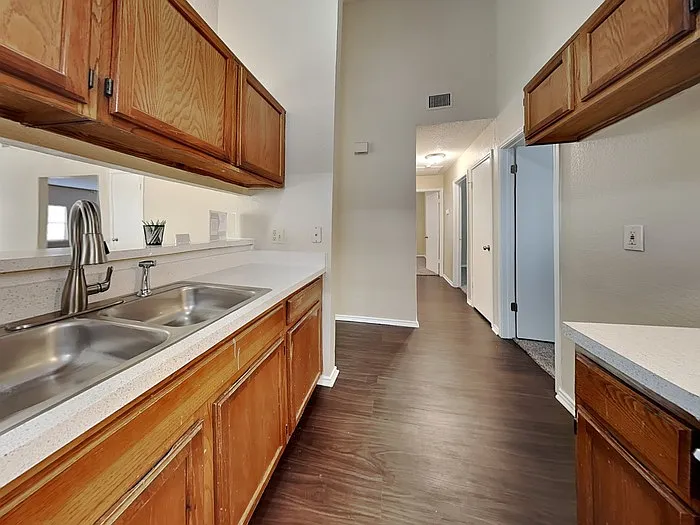 4030 Rustic Trl — Photo 11