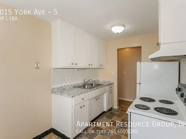 1015 York Ave #5 — Photo 21