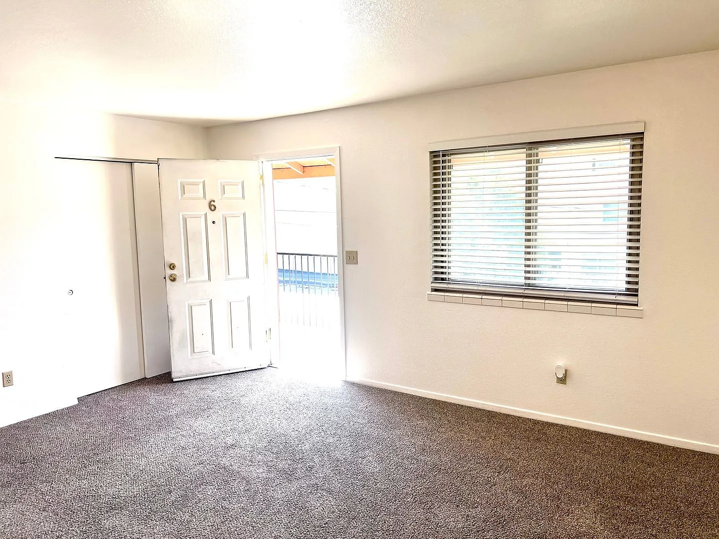 625 Sullivan Lane — Photo 4