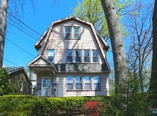 35 Hazelwood Rd, Bloomfield, NJ 07003