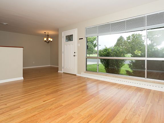 3rd image of 1230 S Lowell Blvd