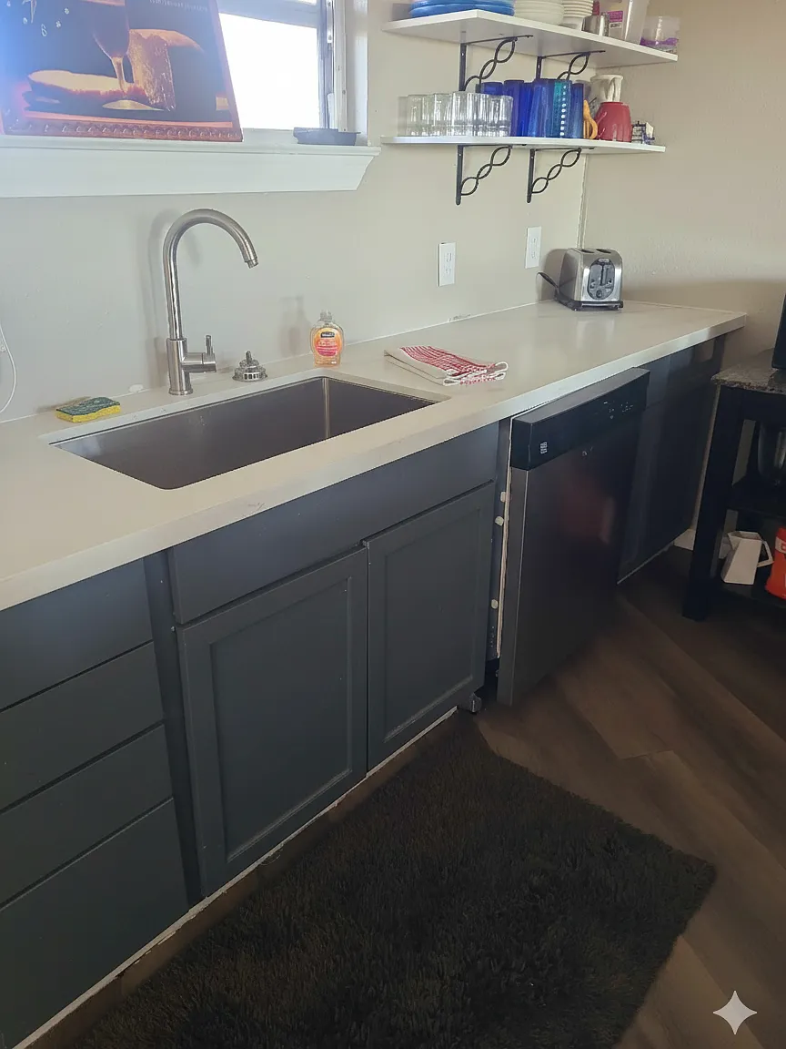 4 bed, 2146 sqft, $4,800 — Photo 4
