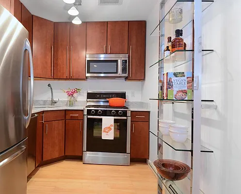 Sold by Brooklyn Bridge | media 12