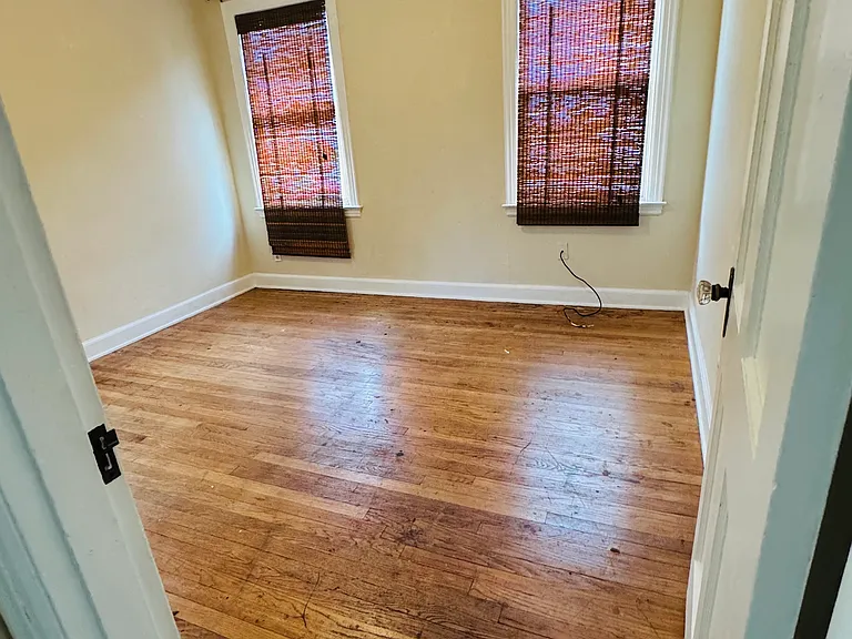 1896 Felix Ave #1 — Photo 3