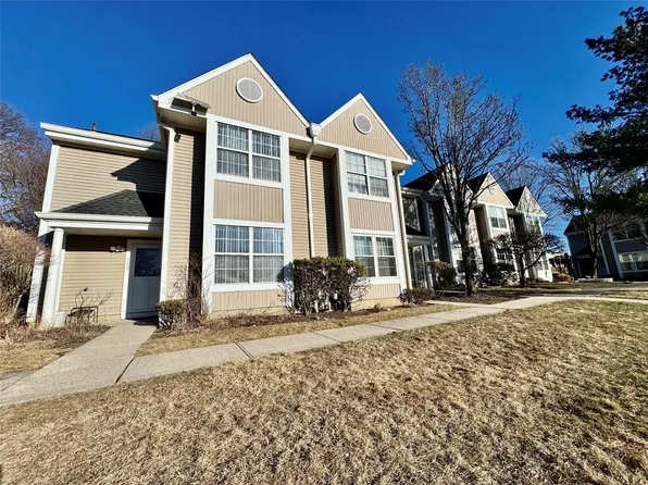 140 Creekside Circle, Spring Valley, NY 10977