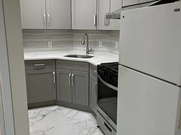 37-30 103rd St #G3, Corona, NY 11368