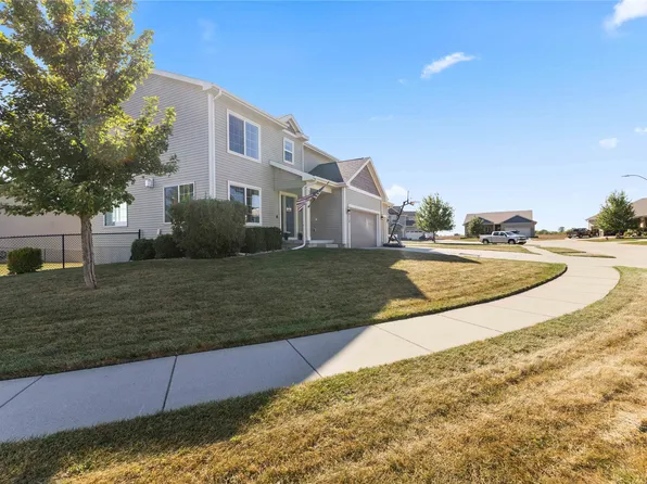 312 SE 17th Ct, Grimes, IA 50111