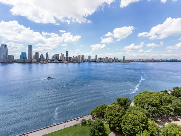 20 River Terrace image 7 of 23