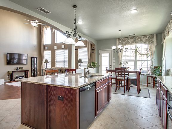 5th image of 4849 Cliburn Dr