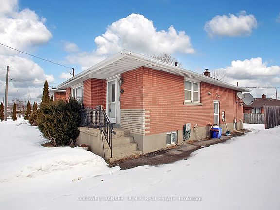 2nd image of 543 Wilson Rd S