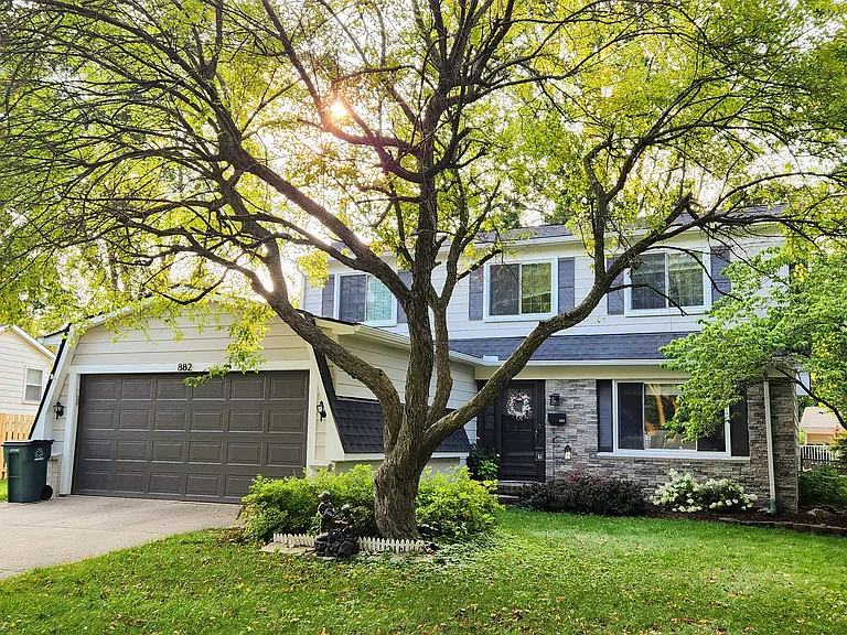 882 Randall Dr — Photo 14