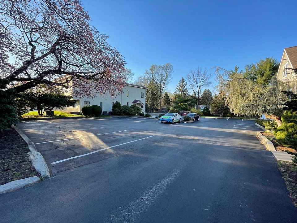 Parking lot