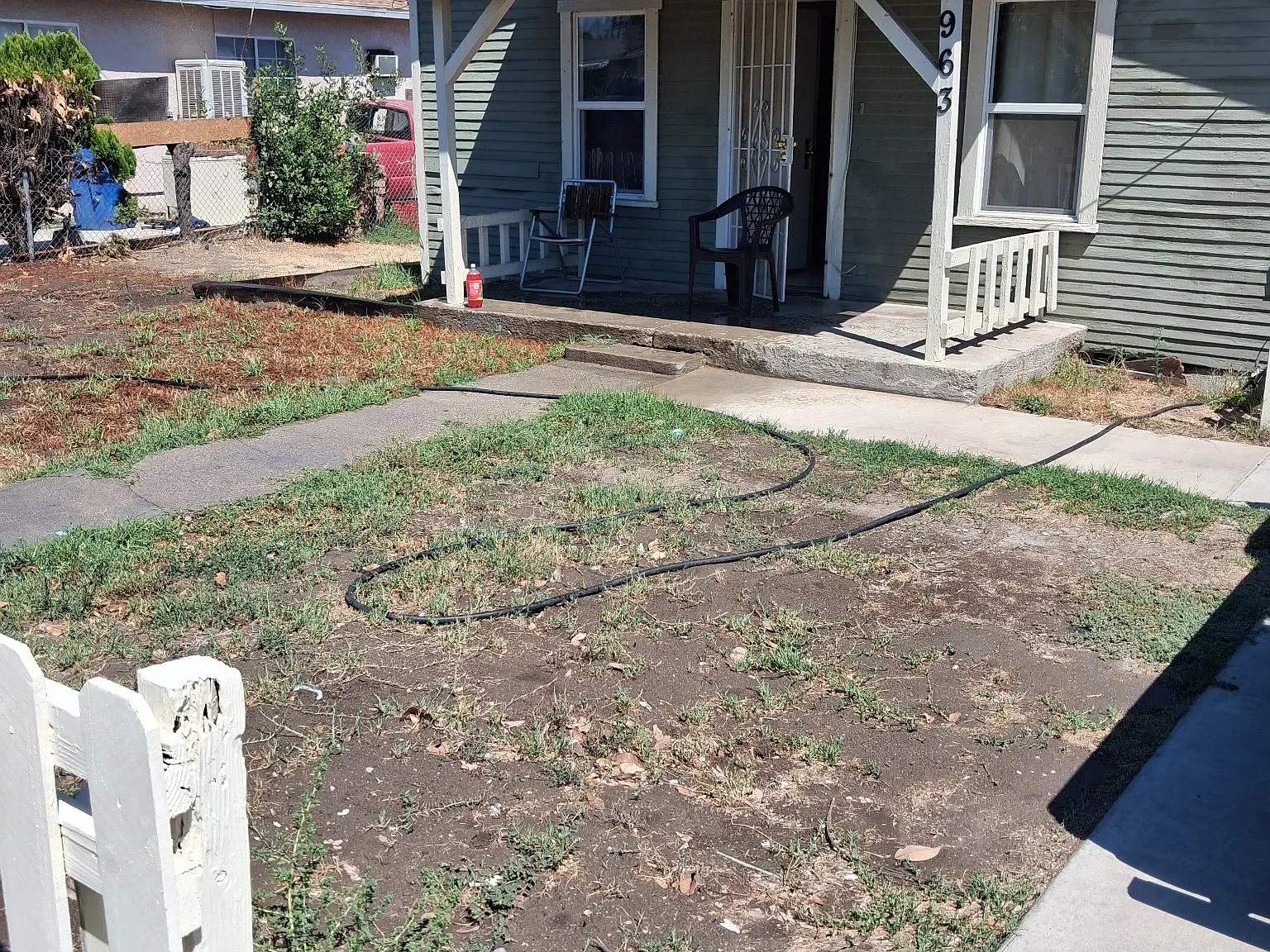 963 Herrington Ave — Photo 1