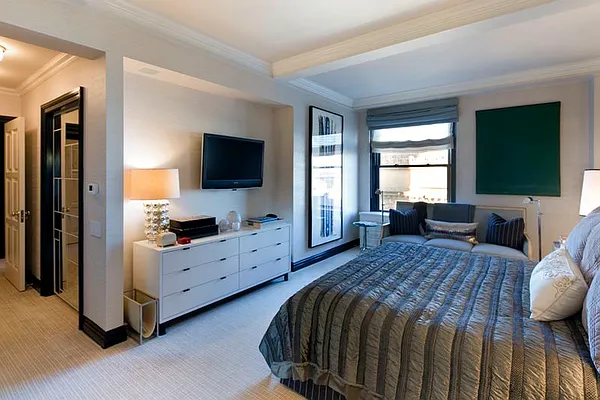 Sold by Brown Harris Stevens | media 17