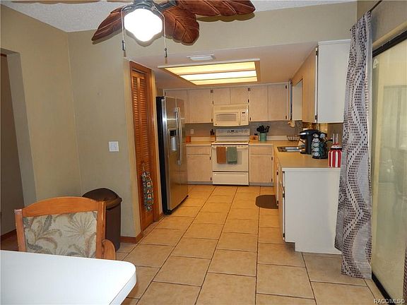 3rd image of 180 N Country Club Dr